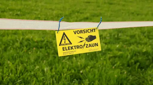 Elektrischer Weidezaun – Anleitung – Aufbau, Anschluss und wichtige Sicherheitsvorschriften