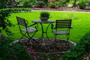 Gartenmöbel Pflege – Reinigung, Wetterschutz Und Die Richtige Behandlung Verschiedener Materialien